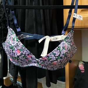 NWT Victoria’s Secret Floral Push Up Bra